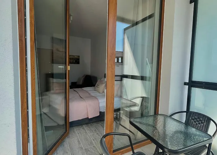 Raspberry By Galeria Polnocna *